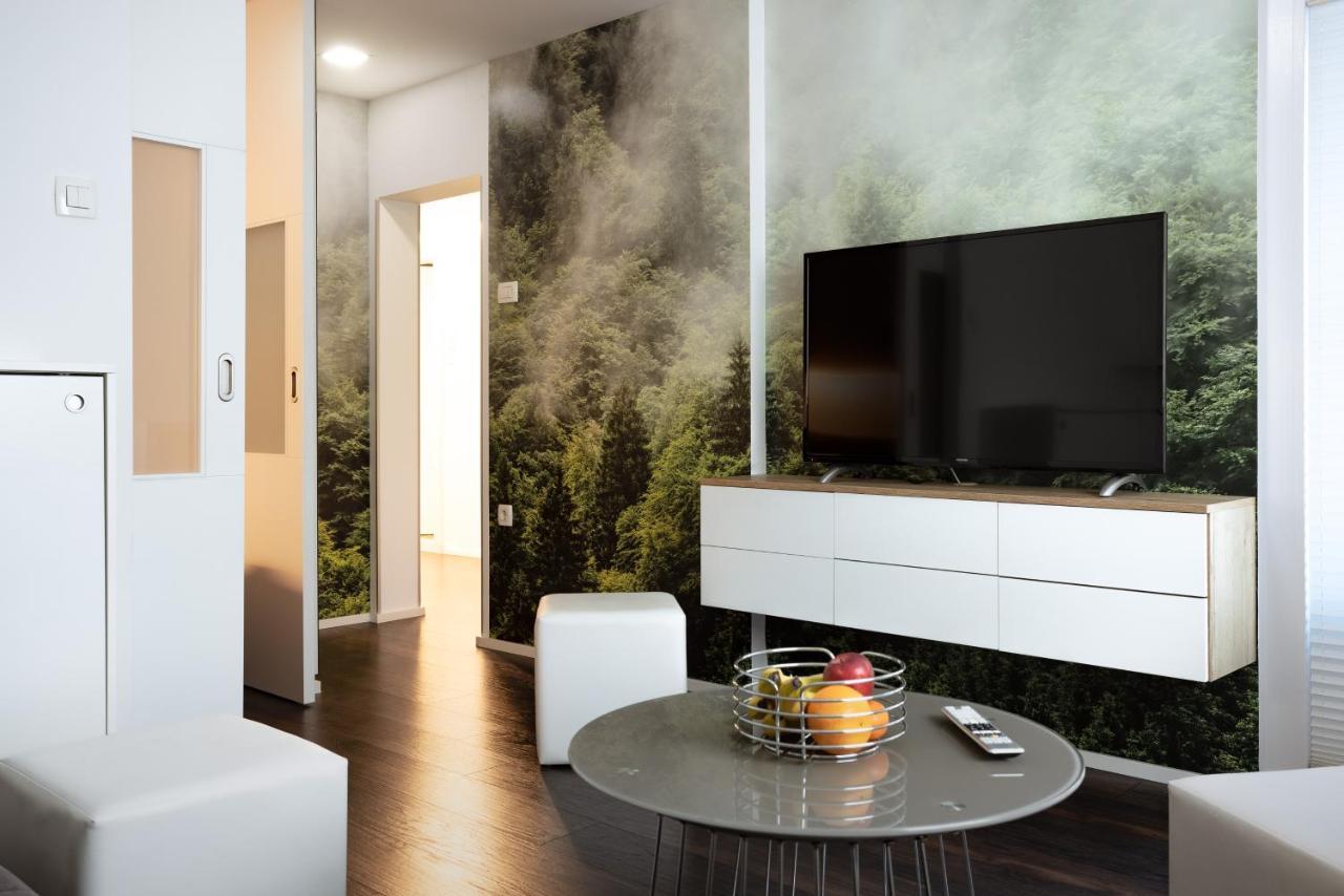 Elegant 1-Bedroom Apartment Near Hill Forest Ljubljana Ngoại thất bức ảnh