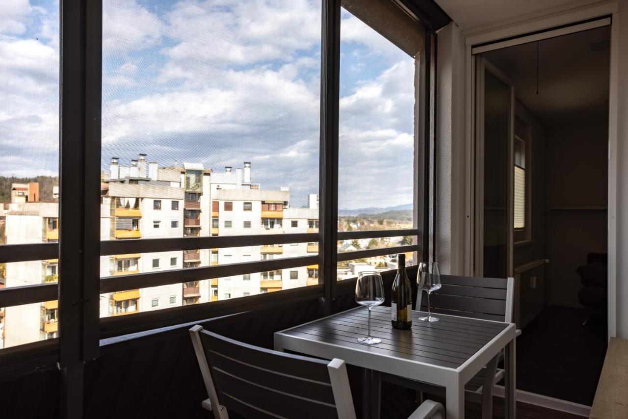 Elegant 1-Bedroom Apartment Near Hill Forest Ljubljana Ngoại thất bức ảnh
